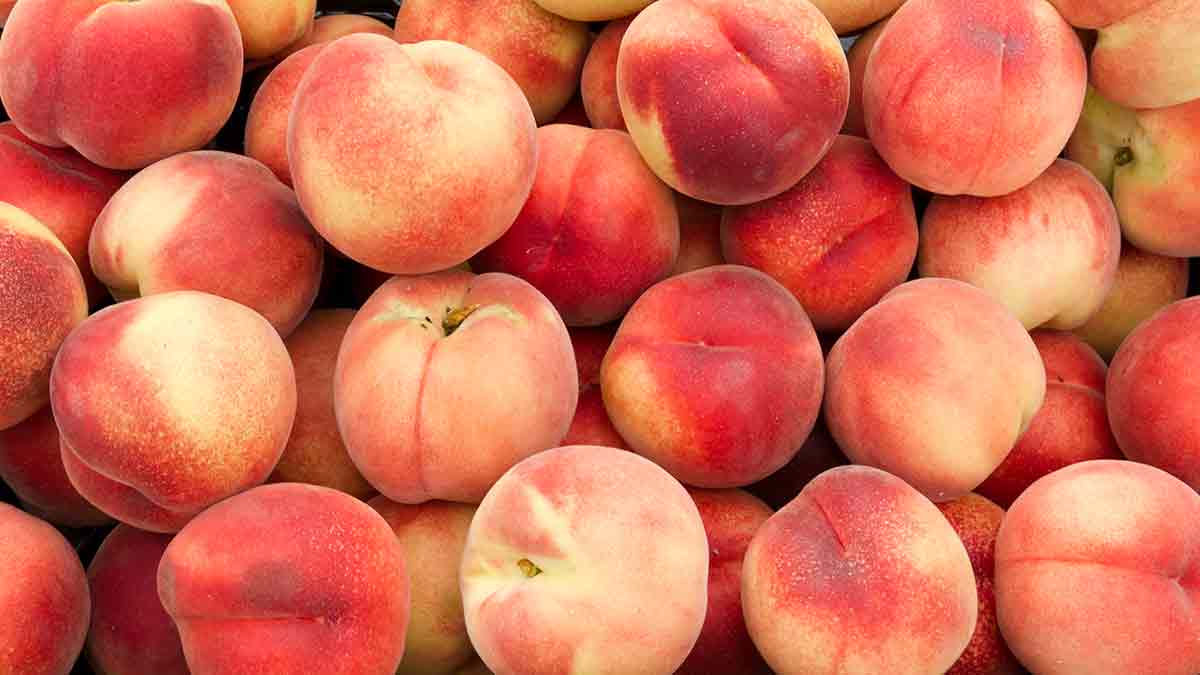 Peaches (~1 KG)